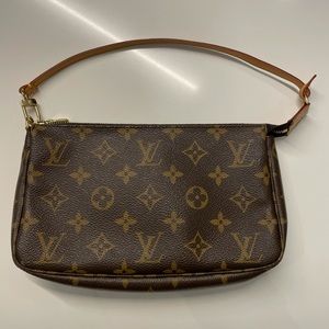 Louis Vuitton Pochette